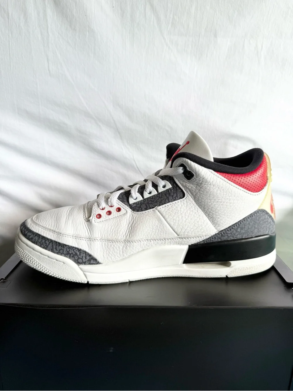 Jordan authentic retro